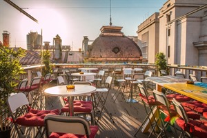 Cafe with rooftop views in Bucharest