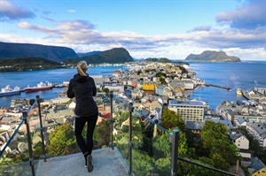 Ålesund Getaway with Friends 4