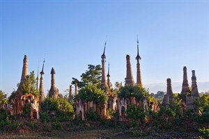 Indein Stupas