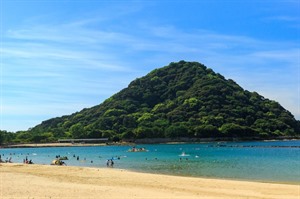 Kikugahana Beach