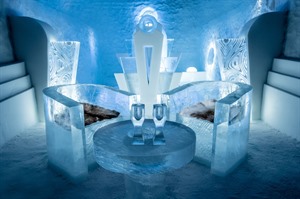 Ice art at Icehotel © Asaf Kliger, ICEHOTEL