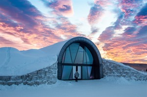 Sunset over Icehotel 365 © Asaf Kliger, ICEHOTEL