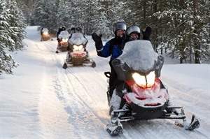 Snowmobiling - Lapland