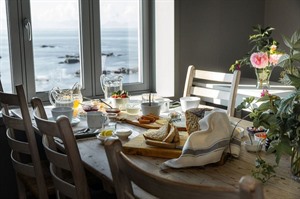 LittleIsland Lighthouse Summer retreat 1