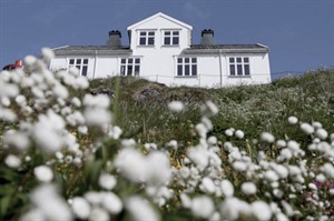 LittleIsland Lighthouse Summer retreat 8