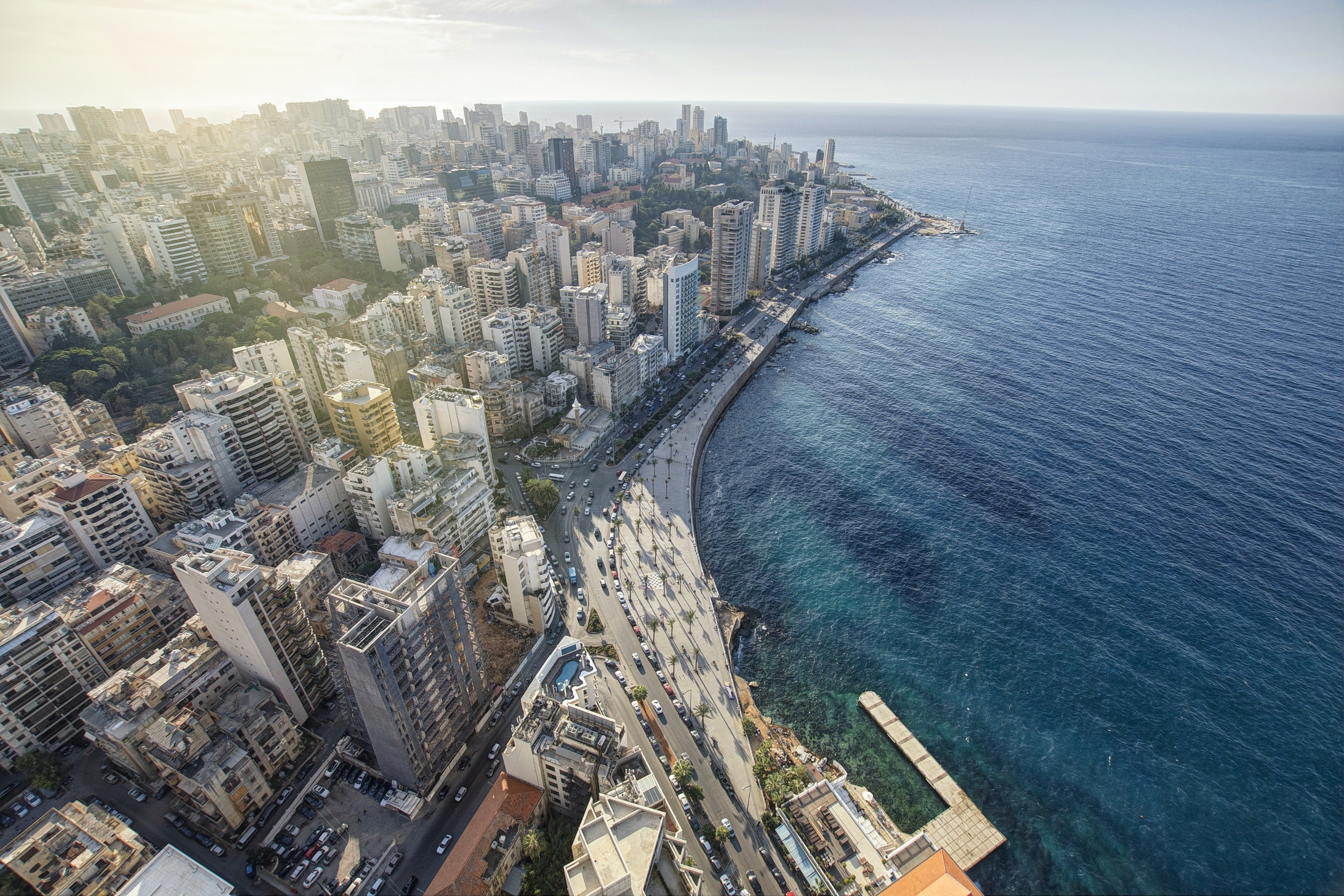 Бейруте какой город. Ливан. Бейрут Лебанон. Бейрут столица. Бейрут Ливан море.