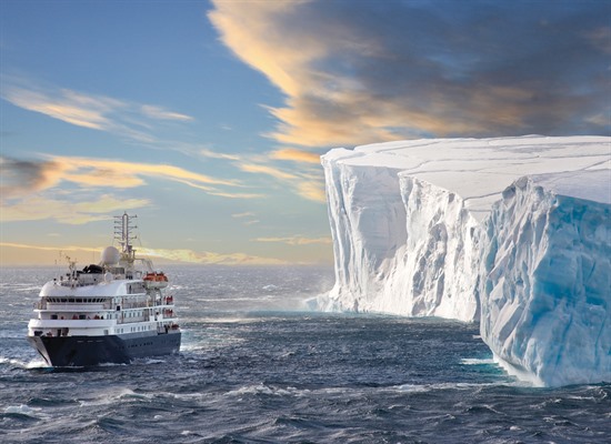 Arctic Cruises - Arctic Sights & Northern Lights